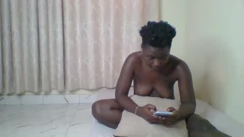 Snapshot of blaq_pearl chatting on 03-25-26, 04:07 blaq_pearl online show from 03-25-26, 04:07