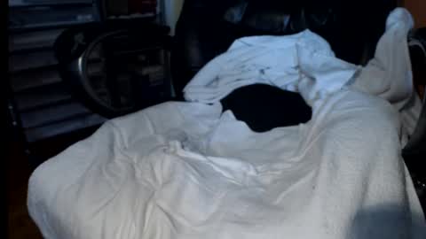 Snapshot of blazintommyd93 chatting on 01-15-25, 04:54 blazintommyd online show from 01-15-25, 04:54