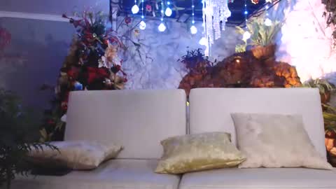 Snapshot of blckexperience chatting on 01-04-25, 03:29 Danny - online show from 01-04-25, 03:29