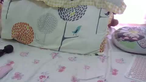 Snapshot of blessing_star chatting on 09-28-25, 05:35 Joanna online show from 09-28-25, 05:35