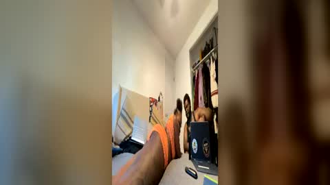 Bleuk online show from 06-16-26, 11:07