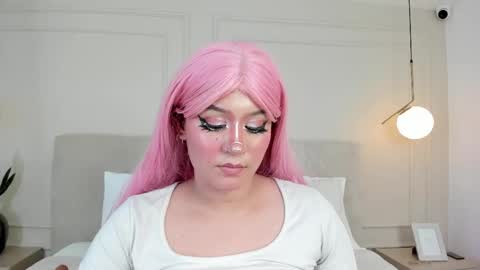 Snapshot of bleydi_46 chatting on 02-21-25, 07:56 BLEYDI online show from 02-21-25, 07:56