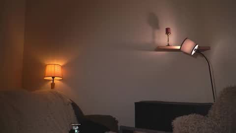 Snapshot of blissdilley chatting on 10-09-25, 04:32 Scarlett NEXT LIVE 5AM gmt online show from 10-09-25, 04:32