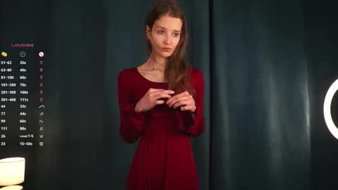 Snapshot of blissemily_ chatting on 12-21-25, 11:06 Emily online show from 12-21-25, 11:06