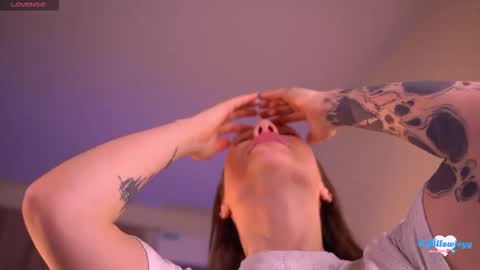 Snapshot of bllowjoyy chatting on 02-26-26, 07:40 Amy online show from 02-26-26, 07:40