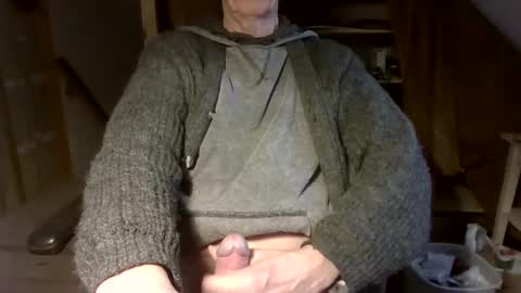 Snapshot of blomkuk chatting on 02-23-26, 12:13 blomkuk online show from 02-23-26, 12:13