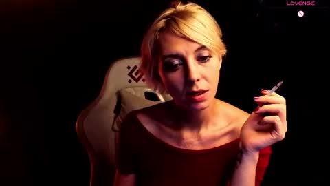 blond_ice_ann online show from 07-28-26, 09:36