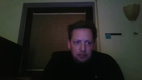 Snapshot of blonde32m chatting on 12-21-24, 02:41 blonde32m online show from 12-21-24, 02:41