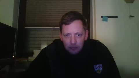 Snapshot of blonde32m chatting on 01-23-25, 08:13 blonde32m online show from 01-23-25, 08:13