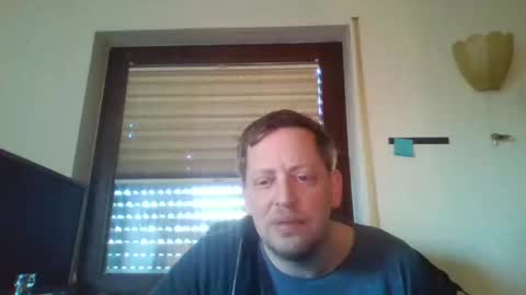 Snapshot of blonde32m chatting on 02-01-25, 07:15 blonde32m online show from 02-01-25, 07:15