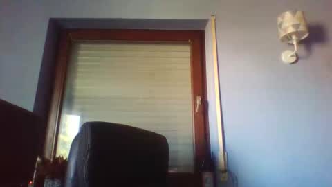 Snapshot of blonde32m chatting on 04-23-26, 09:08 blonde32m online show from 04-23-26, 09:08