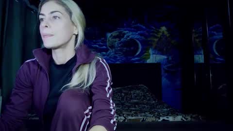 blonde4pasion online show from 10-11-25, 07:01