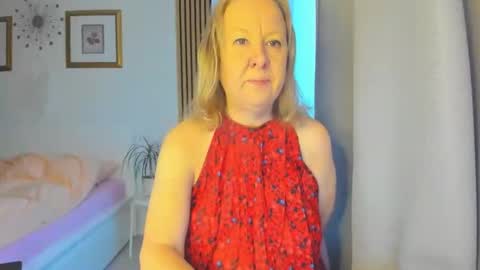 Nicole online show from 02-09-25, 05:50