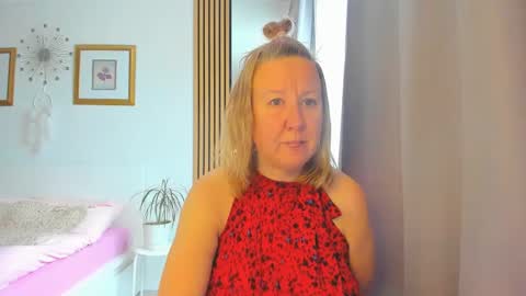 Nicole online show from 03-12-25, 08:30