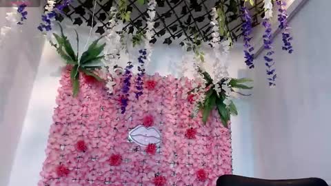 Snapshot of blonde_squirt_ chatting on 02-13-25, 12:13 blonde_squirt_ online show from 02-13-25, 12:13