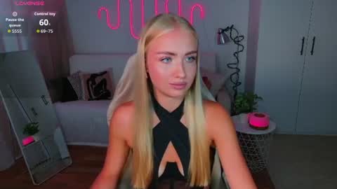 Nessa online show from 06-21-26, 11:02
