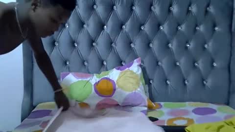 Snapshot of blondebarbiey chatting on 11-06-25, 08:10 blonde online show from 11-06-25, 08:10