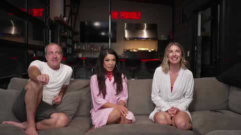 Snapshot of blondefoxsilverfox chatting on 09-15-25, 01:05 blondefoxsilverfox online show from 09-15-25, 01:05