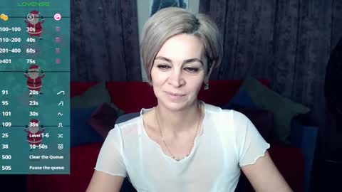 Snapshot of blondemommy_77 chatting on 12-30-24, 12:00 Lola online show from 12-30-24, 12:00