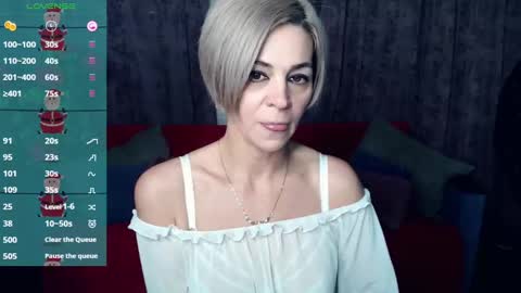 Snapshot of blondemommy_77 chatting on 12-30-24, 08:25 Lola online show from 12-30-24, 08:25