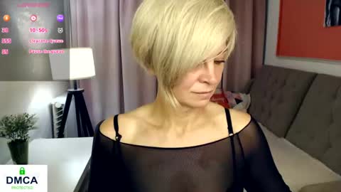 Snapshot of blondemommy_77 chatting on 07-16-26, 04:46 Lola online show from 07-16-26, 04:46