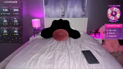 Snapshot of blondeprincess7 chatting on 10-26-25, 06:14 Blondeprincess online show from 10-26-25, 06:14