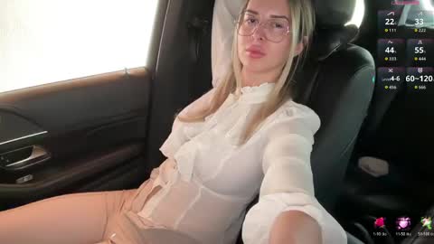 Snapshot of blondevenom chatting on 06-01-26, 01:24 OnlyFans livia77 twitter liv20 4u online show from 06-01-26, 01:24