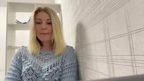 blondie_xoxoxo online show from 09-22-25, 09:22