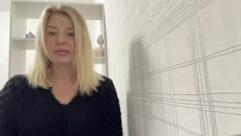 blondie_xoxoxo online show from 09-26-25, 10:52