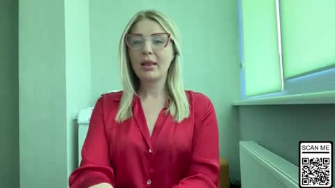 Snapshot of blondie_xoxoxo chatting on 07-13-26, 07:22 blondie_xoxoxo online show from 07-13-26, 07:22