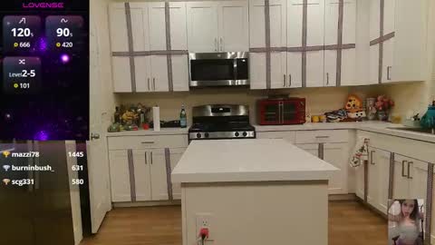 Bubbles online show from 11-12-25, 03:07