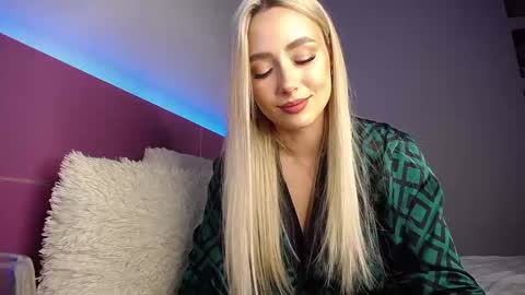 Anna online show from 12-27-24, 07:14