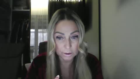 Iren online show from 10-29-25, 08:27