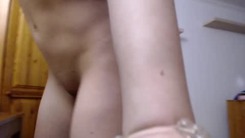 Snapshot of blondyelena chatting on 01-29-25, 07:22 blondyelena online show from 01-29-25, 07:22