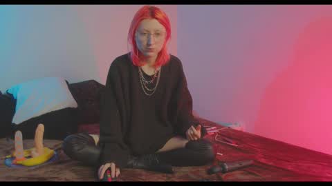 Snapshot of bloom_fairy chatting on 01-14-26, 02:55 Bloom online show from 01-14-26, 02:55