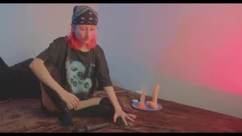 Snapshot of bloom_fairy chatting on 01-15-26, 12:54 Bloom online show from 01-15-26, 12:54