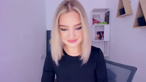 Sophia online show from 03-07-25, 02:34