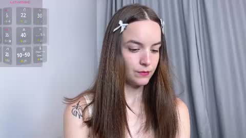 bloomyblue online show from 06-12-26, 08:52