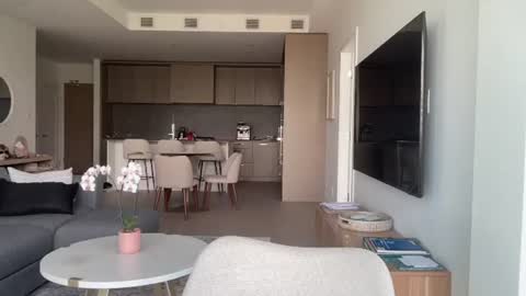 Snapshot of bloomyogi chatting on 06-13-26, 08:07 Emma Bloom online show from 06-13-26, 08:07
