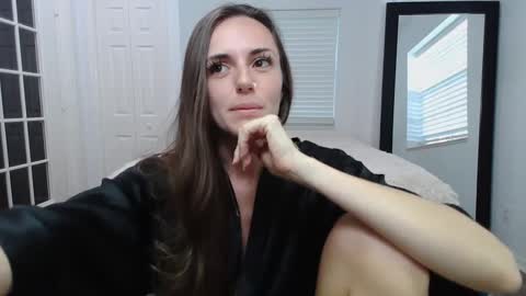 Sarah Zee online show from 12-16-24, 06:16