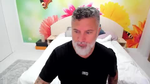 Snapshot of blowmyxxl chatting on 11-29-25, 05:54 Nico online show from 11-29-25, 05:54