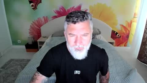 Snapshot of blowmyxxl chatting on 11-30-25, 06:50 Nico online show from 11-30-25, 06:50