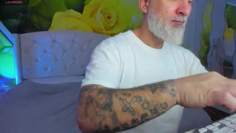 Snapshot of blowmyxxl chatting on 01-16-26, 10:41 Nico online show from 01-16-26, 10:41