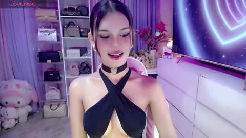 aivee online show from 10-12-25, 05:17