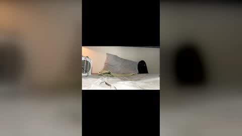 blue_cum_bunny123 online show from 12-14-25, 02:39