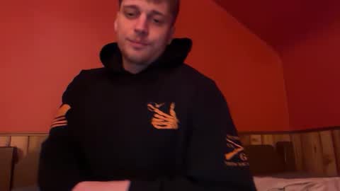 Snapshot of blue_eyed_beau chatting on 02-06-26, 04:50 Beau online show from 02-06-26, 04:50