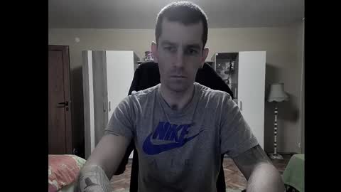 Snapshot of blue_eyed_wolf chatting on 01-13-25, 03:04 Runaway online show from 01-13-25, 03:04