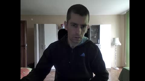 Snapshot of blue_eyed_wolf chatting on 01-14-25, 09:24 Runaway online show from 01-14-25, 09:24