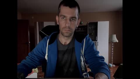 Snapshot of blue_eyed_wolf chatting on 02-09-25, 03:01 Runaway online show from 02-09-25, 03:01