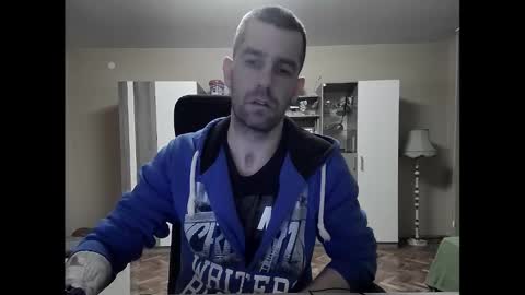 Snapshot of blue_eyed_wolf chatting on 02-19-25, 09:14 Runaway online show from 02-19-25, 09:14